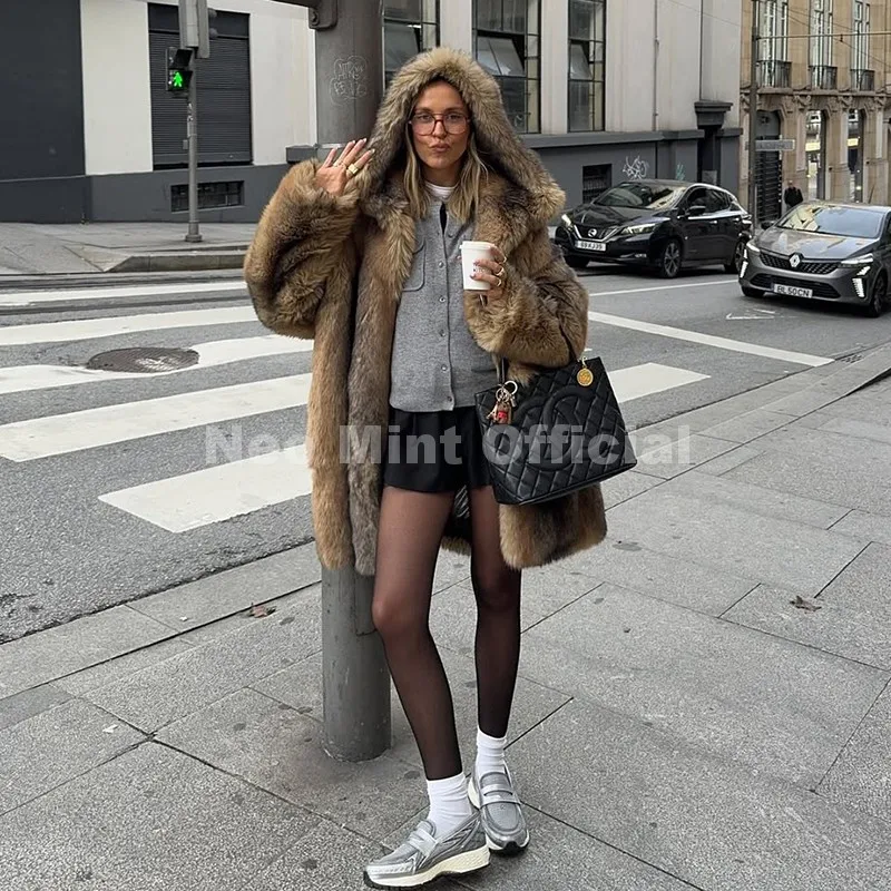 Neo Mint Vintage Luxury Fashion Hooded Faux Fur Coat Women 2025 Winter Slavic Style Girl Striped Fox Fur Jacket Long Overcoat