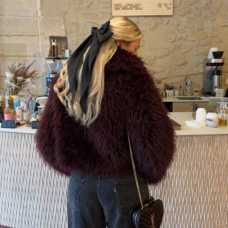 Neo Mint 2024 Winter Hot Trendy Iconic Blogger Fashion Burgundy Faux Fur Coat Women Overcoat Girls Shawl Collar Lamb Fur Jacket