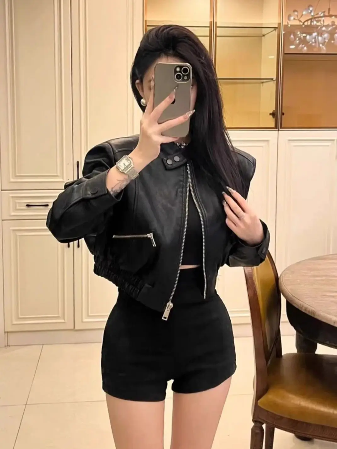 2025 Autumn New Handsome Versatile Short Motorcycle Jacket Top High Waist PU Leather Jacket for Women Faux Fur Coat