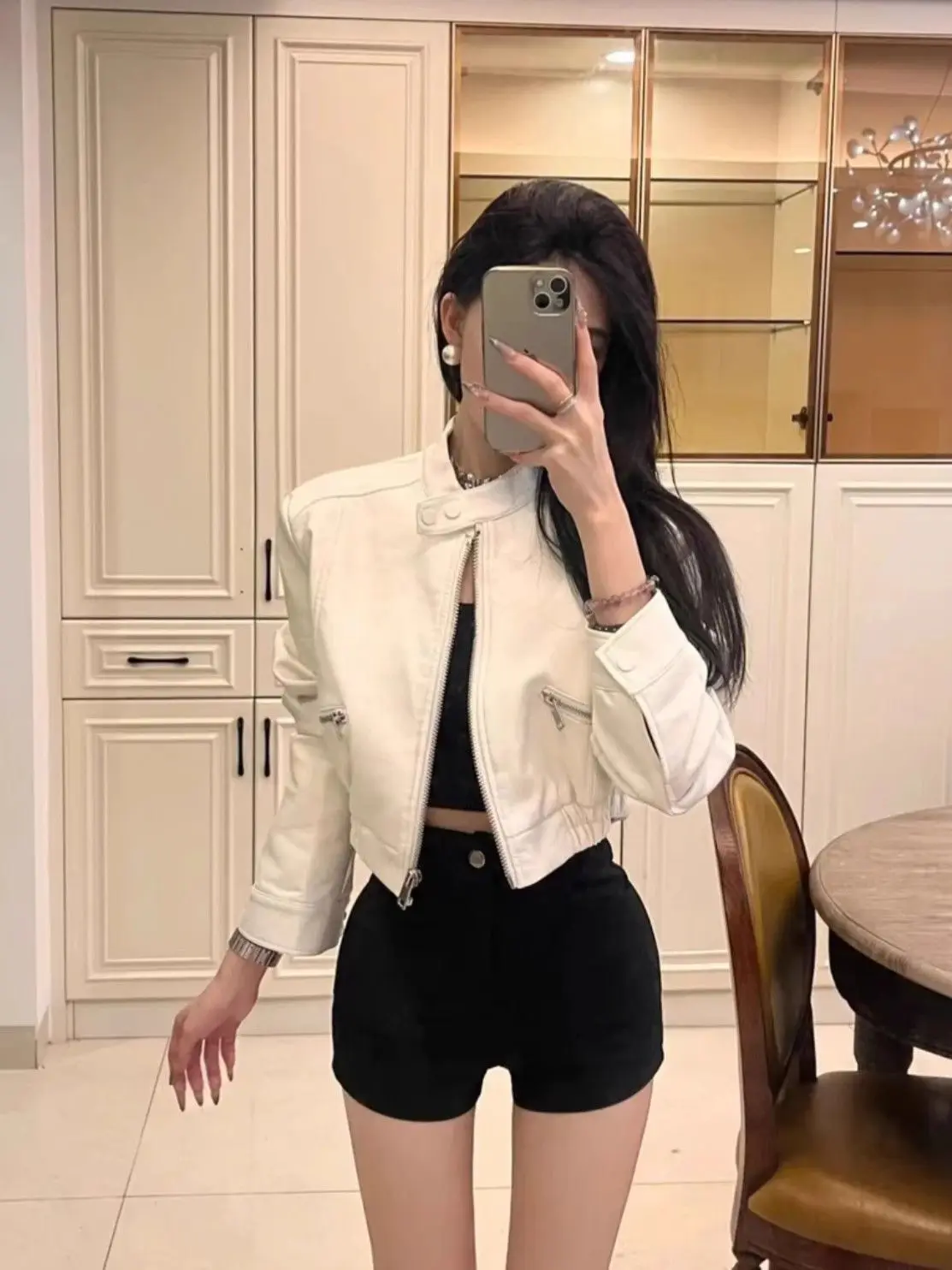 2025 Autumn New Handsome Versatile Short Motorcycle Jacket Top High Waist PU Leather Jacket for Women Faux Fur Coat