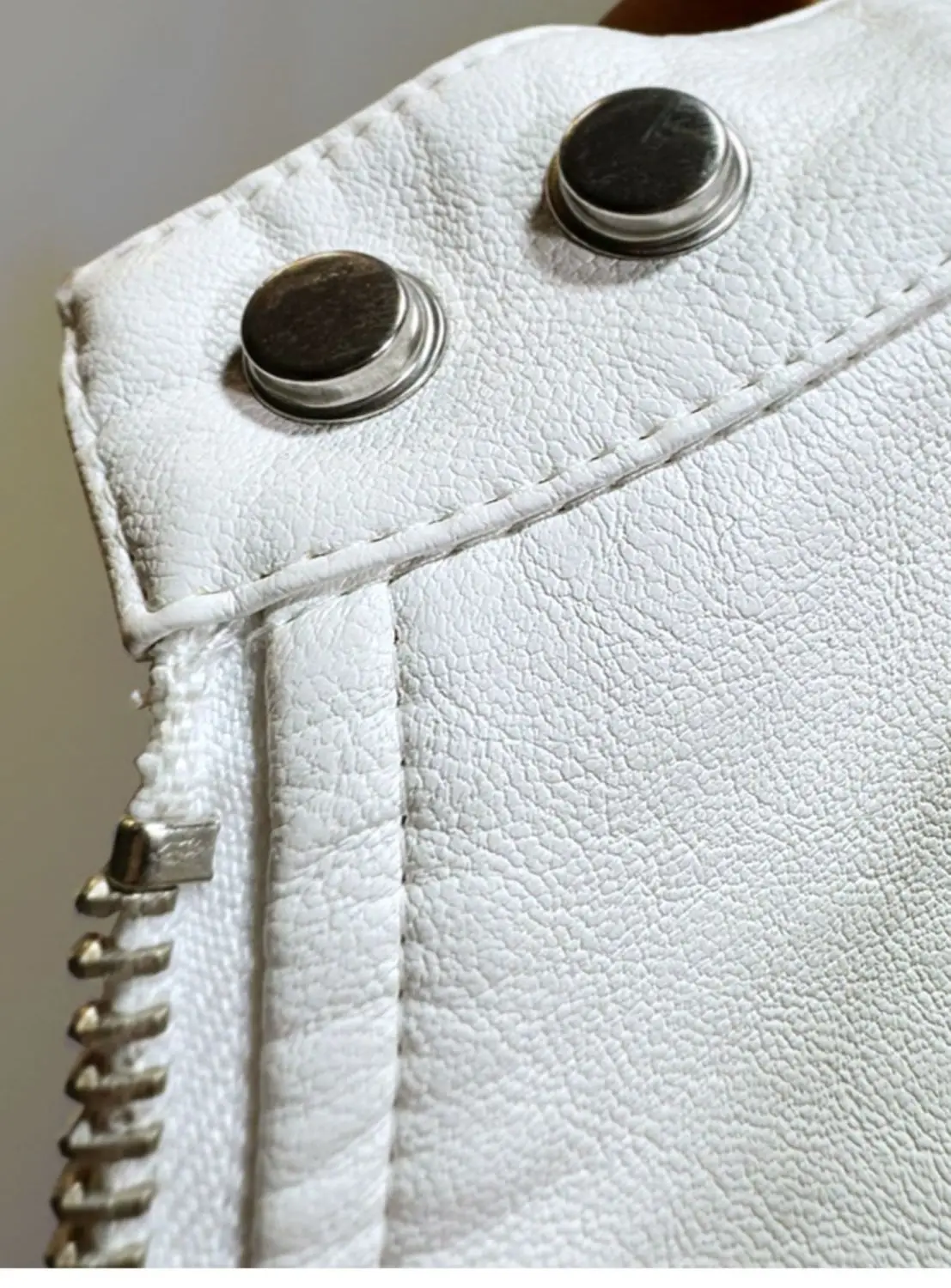 2025 Autumn New Handsome Versatile Short Motorcycle Jacket Top High Waist PU Leather Jacket for Women Faux Fur Coat