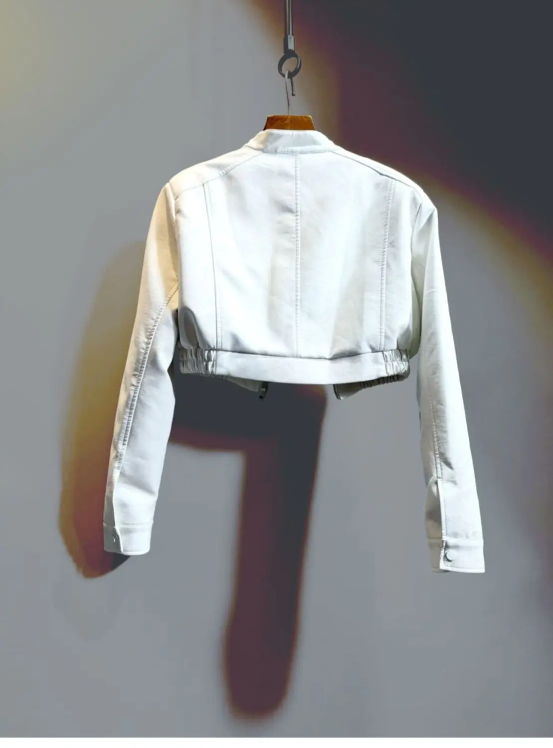 2025 Autumn New Handsome Versatile Short Motorcycle Jacket Top High Waist PU Leather Jacket for Women Faux Fur Coat