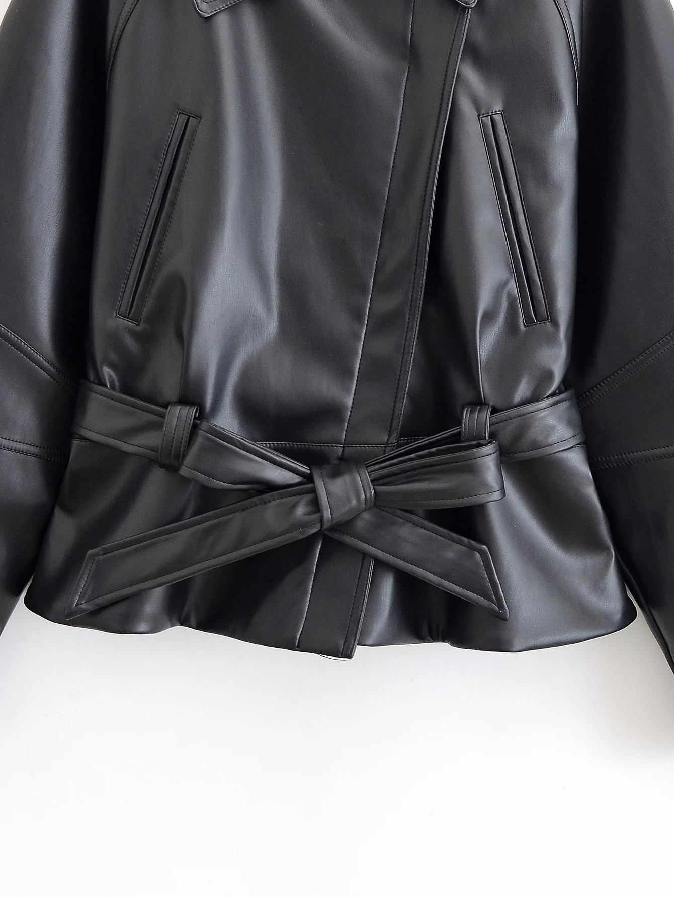 HH Women Fashion Black Short Faux Leather Trench Coat Long Sleeve Lapel Jacket With Belt Vintage Lady Motorcycle Jacket Outwear