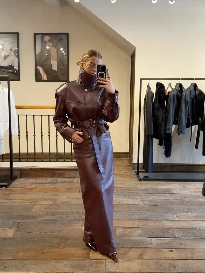 Solid Burgundy Waist Cinching Jacket Women Fashion Lace Up Stand Collar Zipper Bucket Short Jackets 2025 Lady High Street Coat