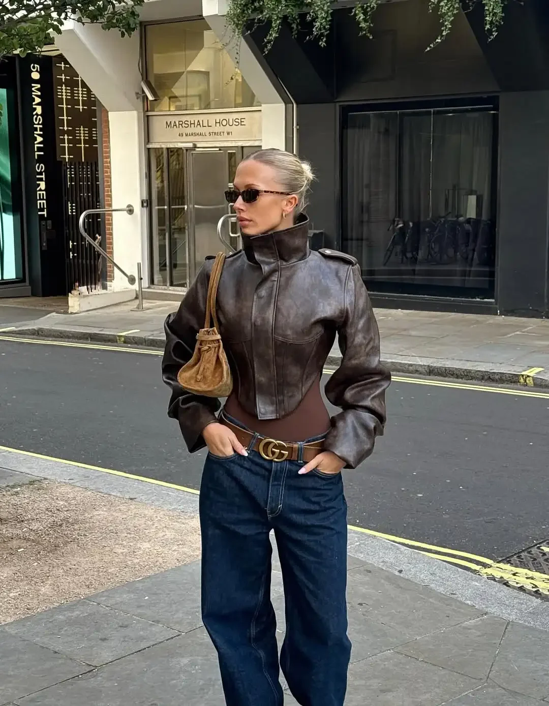 Vintage Solid Waist Cinching Leather Jacket Women Fashion Stand Collar Full Sleeve Zipper Buckle Coat 2026 Lady Street Outerwear