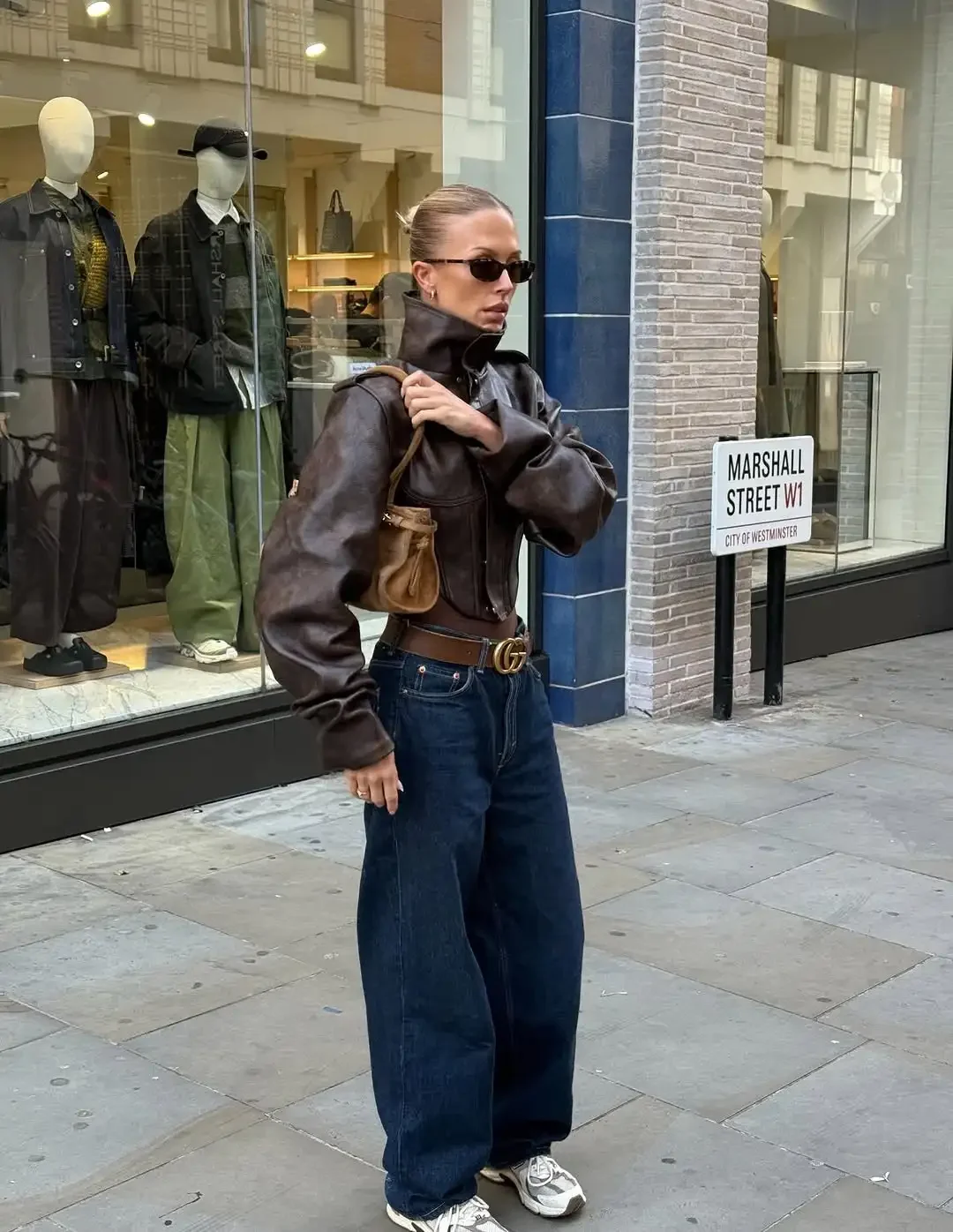 Vintage Solid Waist Cinching Leather Jacket Women Fashion Stand Collar Full Sleeve Zipper Buckle Coat 2026 Lady Street Outerwear