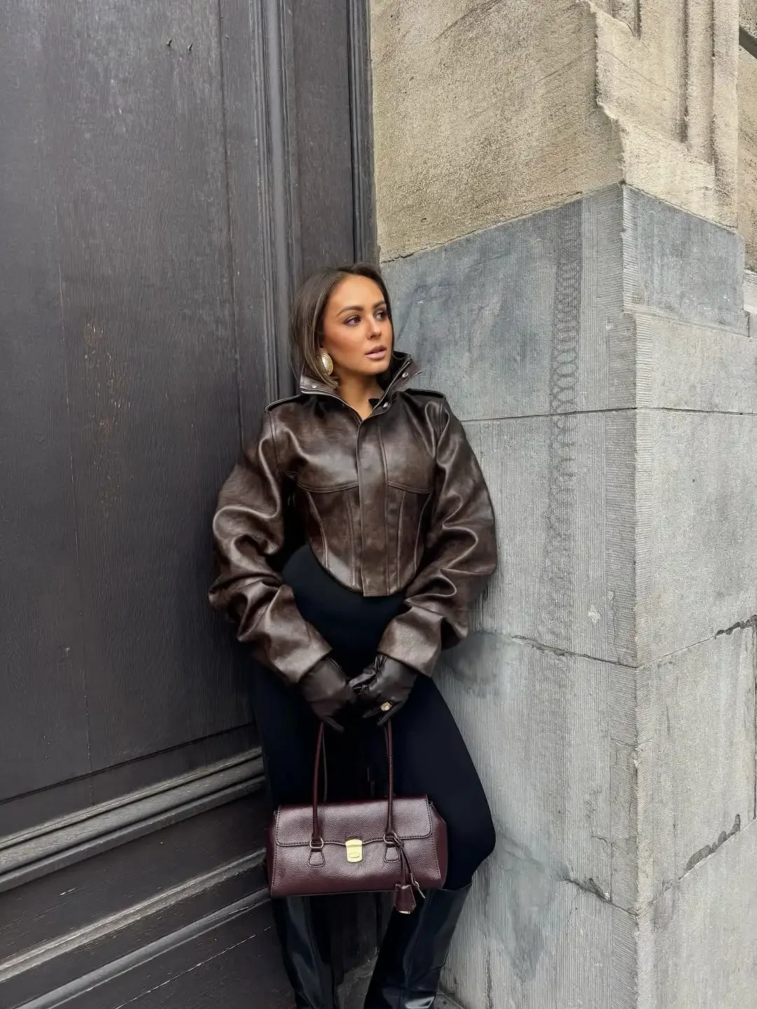 Vintage Solid Waist Cinching Leather Jacket Women Fashion Stand Collar Full Sleeve Zipper Buckle Coat 2026 Lady Street Outerwear