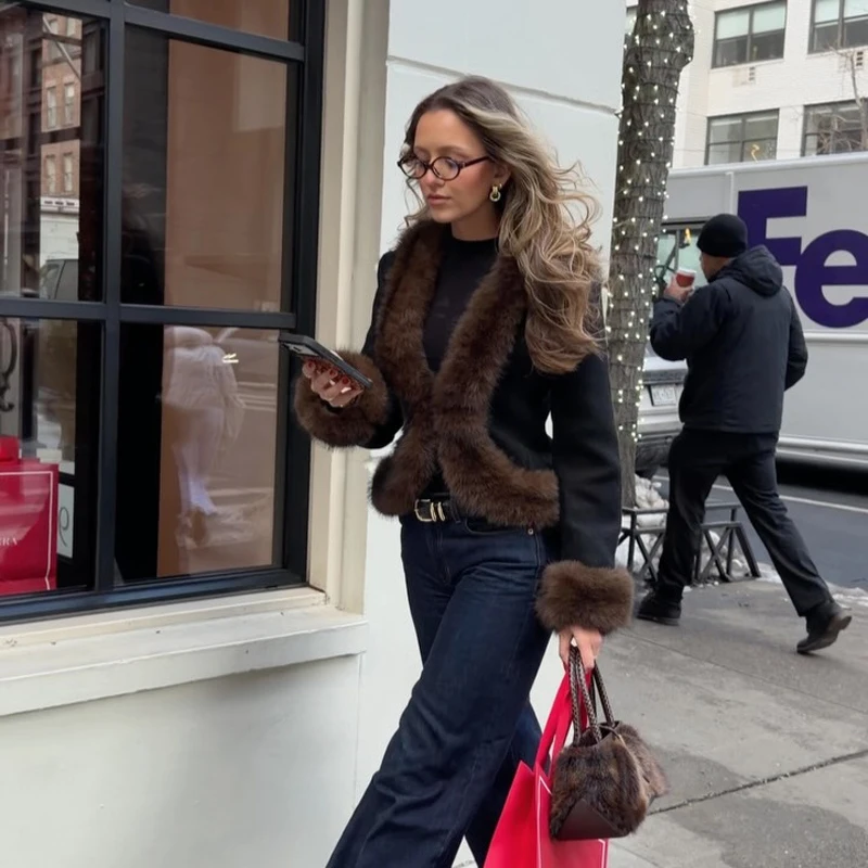 Black Faux Fur Collar Leather Jacket Elegant Lapel V-neck Waist Cinching Long-sleeved Short Coats Lady Winter Commute Coat 2026