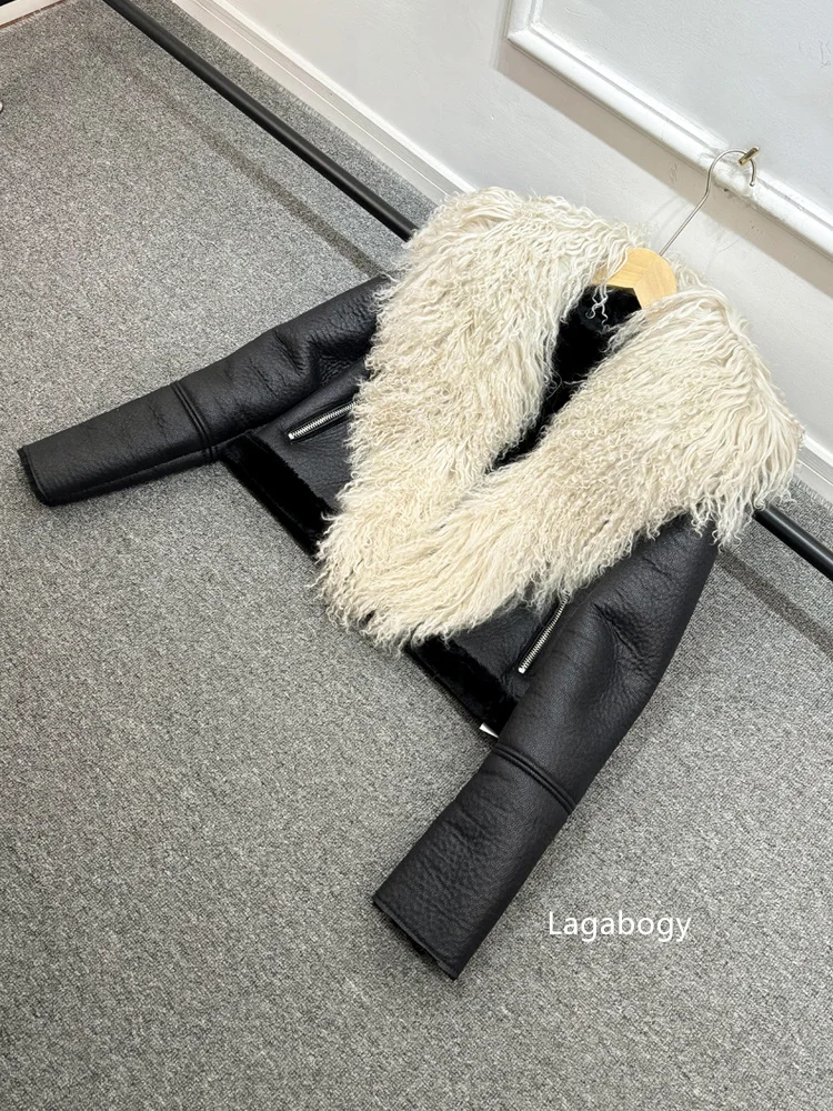 2025 Winter Women Warm Faux Leather Sheepskin Coat Female Zipper Slim Streetwear Moto Biker Jacket Large Real Wool Fur Collar