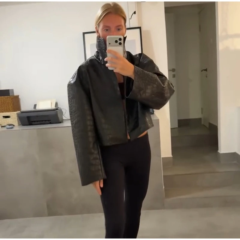 Women Fashion Faux Leather Jacket Turn Down Collar Long Sleeve Zipper Drop Shoulder Oversized Jackets 2026 Autumn All-match Coat