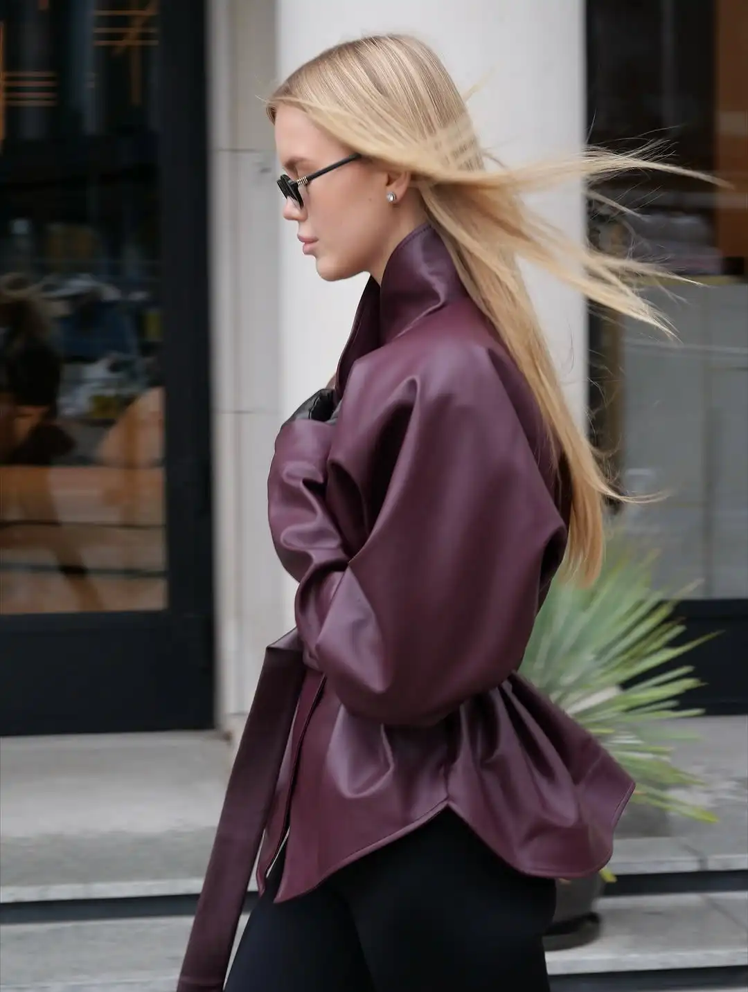 Lady Retro Burgundy Belted Leather Jacket Fashion Solid Stand Collar Long-sleeved Cropped Coat 2026 Women Daily Street Outerwear