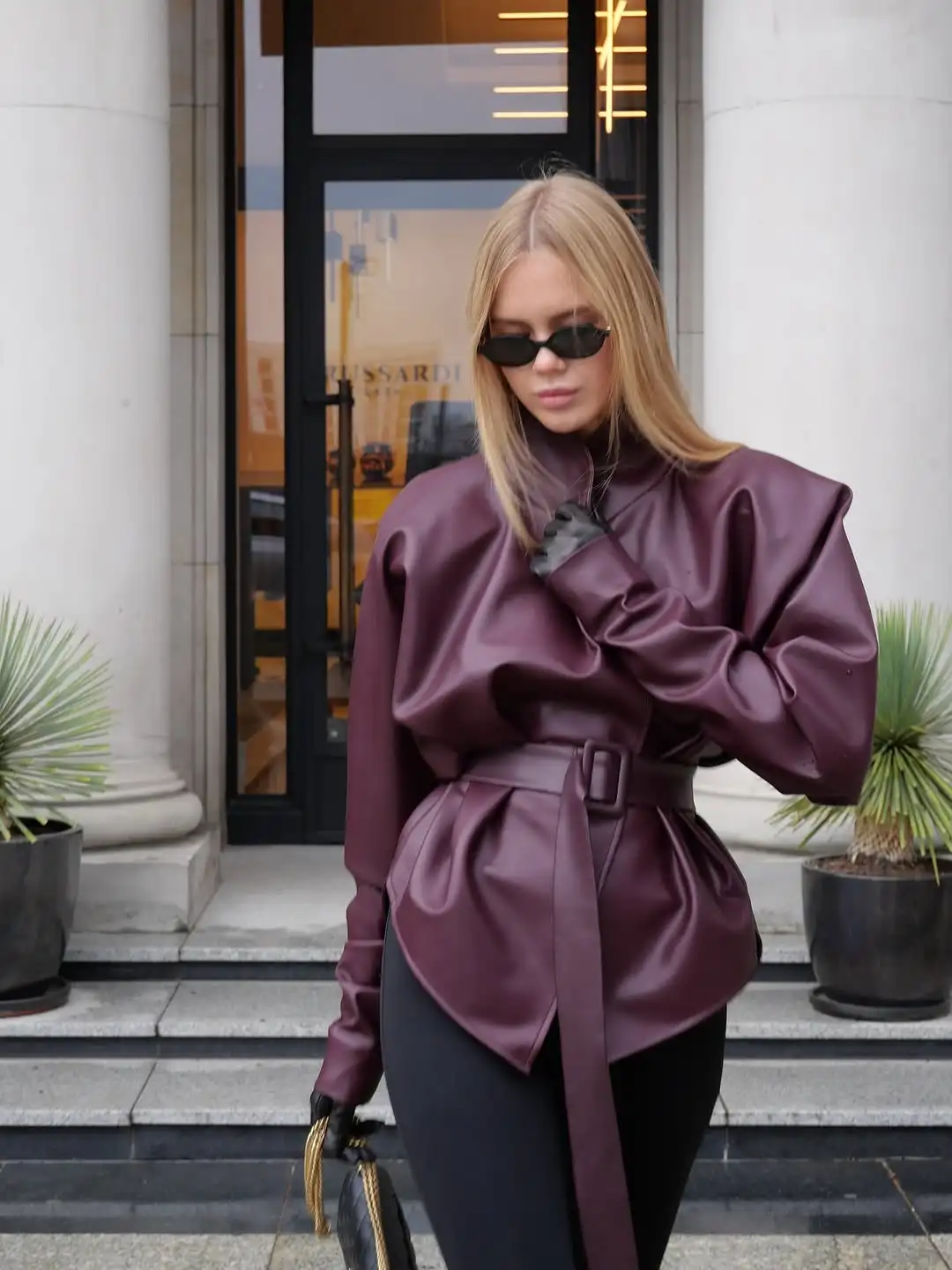 Lady Retro Burgundy Belted Leather Jacket Fashion Solid Stand Collar Long-sleeved Cropped Coat 2026 Women Daily Street Outerwear
