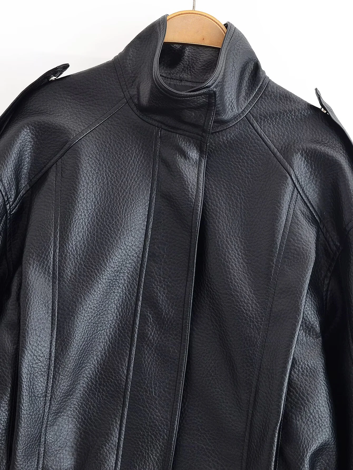 Street Metal Buckle Short Leather Jackets Women Solid Lapel Zipper Long Sleeve Warm Coats 2025 Autumn Lady Chic Thick Outwears