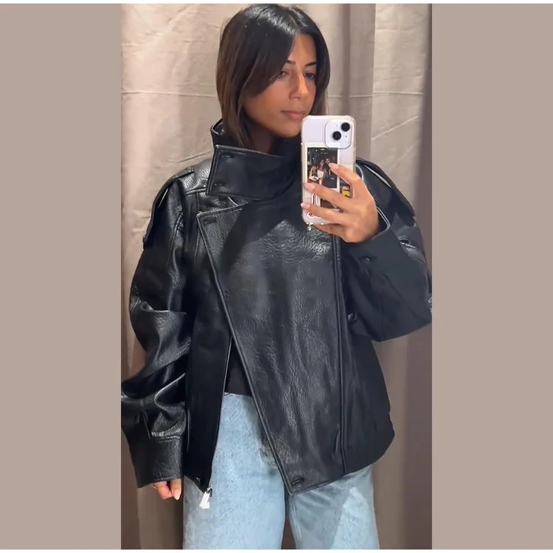 Street Metal Buckle Short Leather Jackets Women Solid Lapel Zipper Long Sleeve Warm Coats 2025 Autumn Lady Chic Thick Outwears
