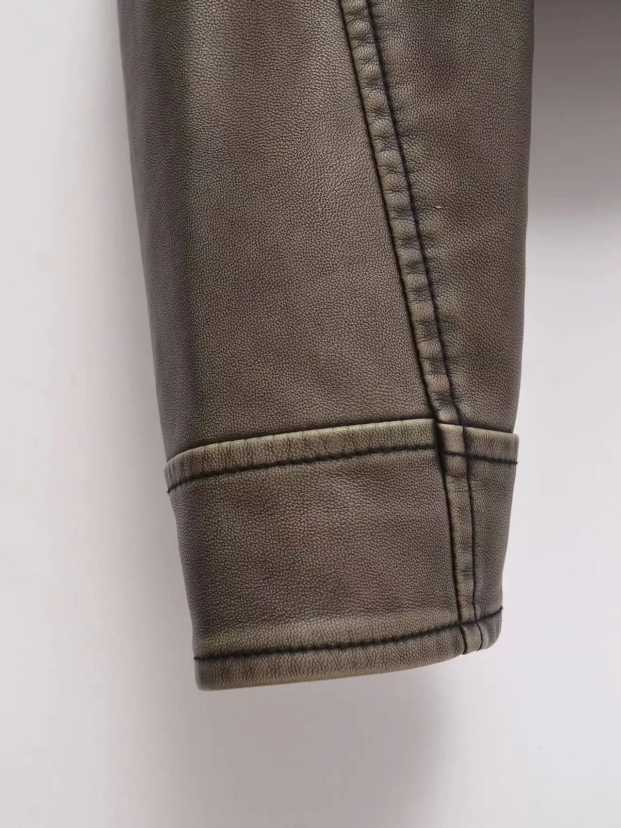Brand Coat Women Faux PU Leather Jacket High Street Motorcycle Coat Casual Lady Lapel Zipper Short Leather Jacket