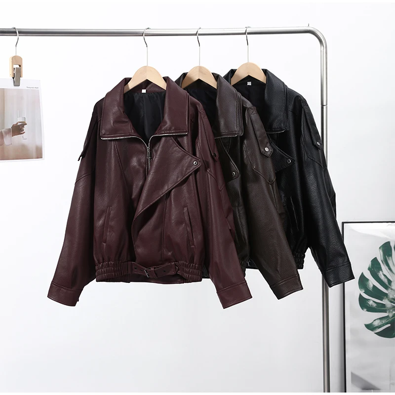 Black Asymmetry Buttons Leather Jackets Women Lapel Long Sleeve Warm Street Jacket 2025 Autumn Winter Lady Thick Outwear New