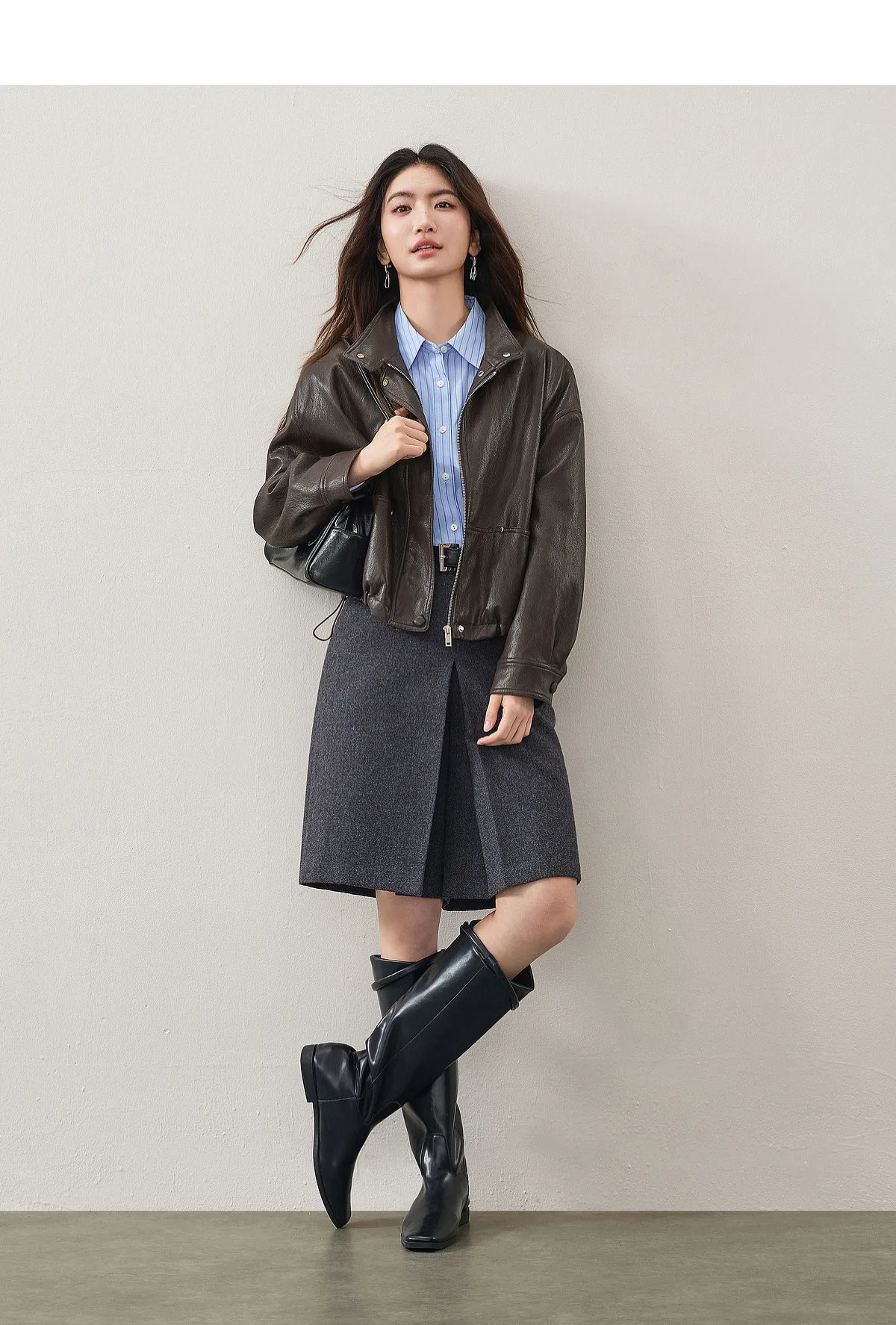 SENTUBILA Women's Retro PU Jacket Motorbike Style Loose Drop Shoulder Cropped Coat 2026 Autumn Trendy Outerwear Ladies W63GA7905