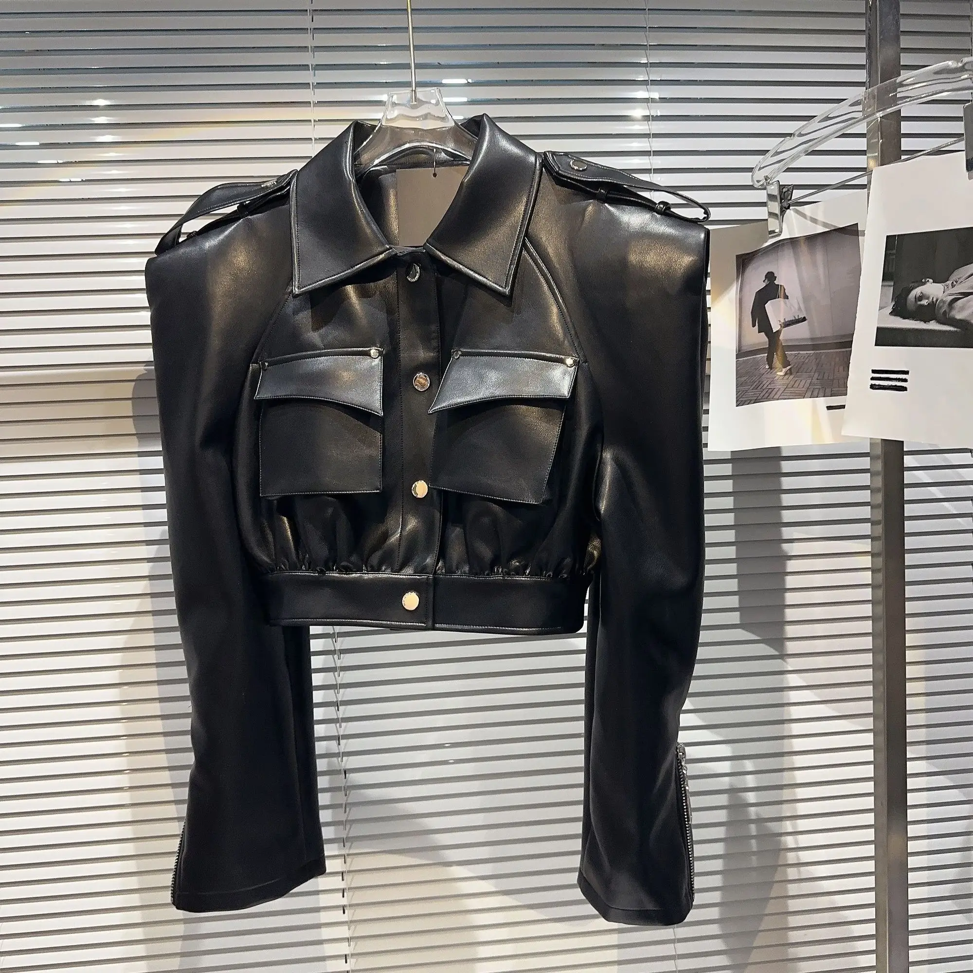 DEAT Streetwear Pocket PU Leather Black Coat For Women Long Sleeve Single Breasted Lapel Jacket 2024 Autumn New Female 11XX5280