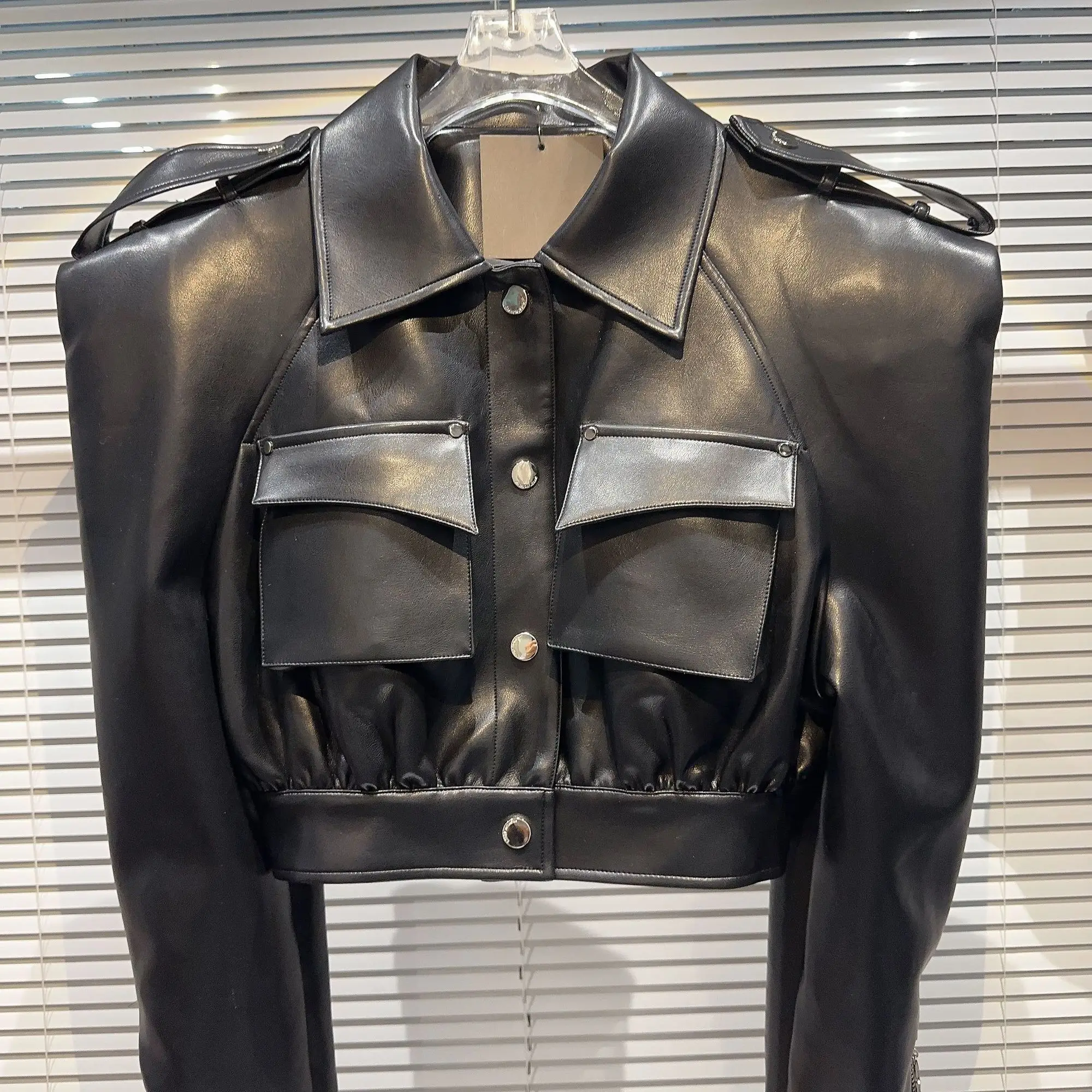 DEAT Streetwear Pocket PU Leather Black Coat For Women Long Sleeve Single Breasted Lapel Jacket 2024 Autumn New Female 11XX5280