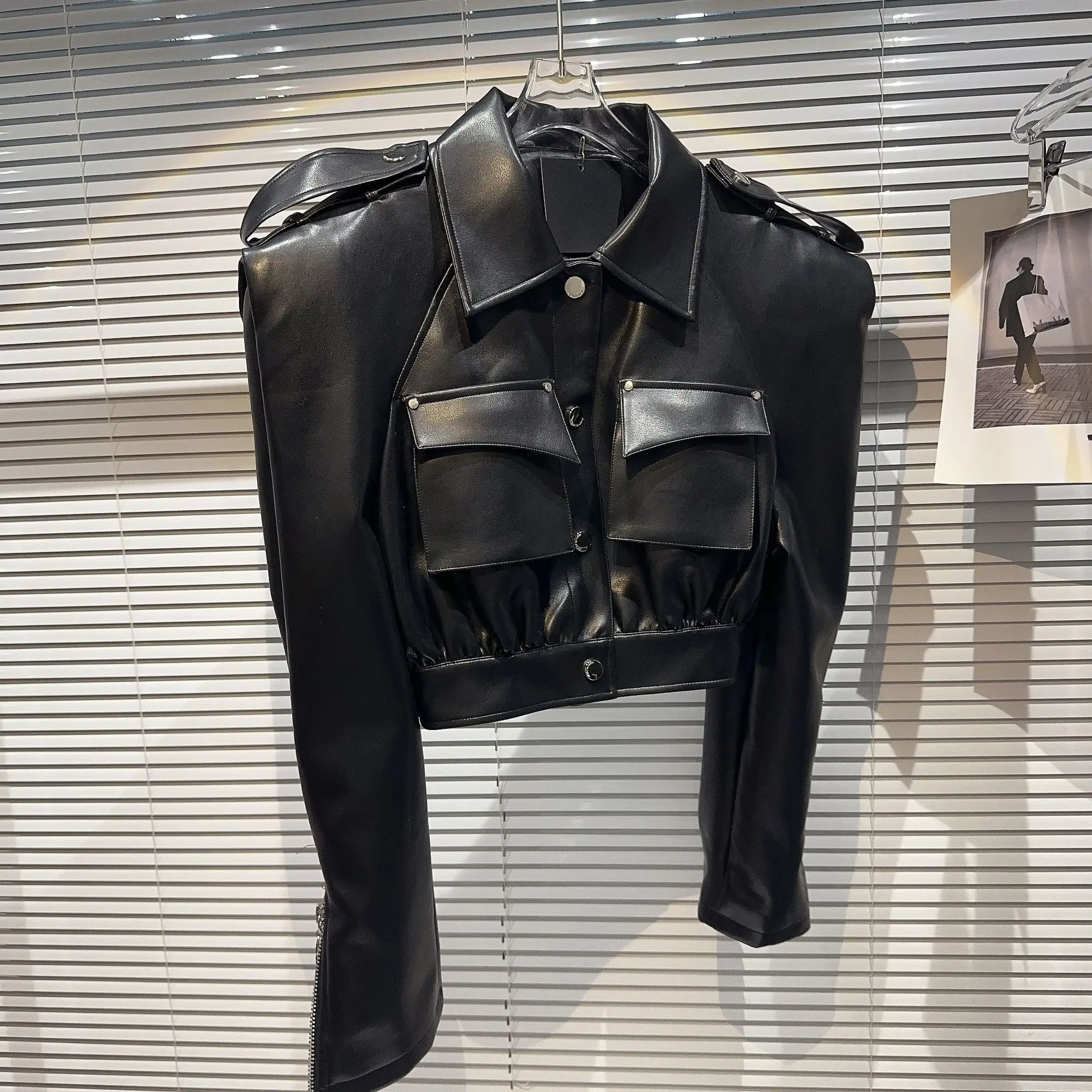 DEAT Streetwear Pocket PU Leather Black Coat For Women Long Sleeve Single Breasted Lapel Jacket 2024 Autumn New Female 11XX5280