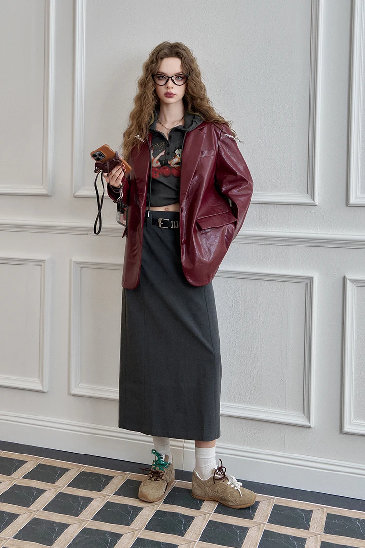 ELFSACK Women's Faux Leather Blazer Oversized Wine Red Long Sleeve Casual Office Wear Jacket Fashion Streetwear Coat