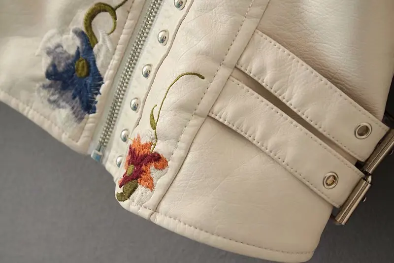 2026 New Women's High Street Floral Print Embroidery Faux Leather Jackets Female Moto & Biker Rivet Black Punk Outerwear Coats