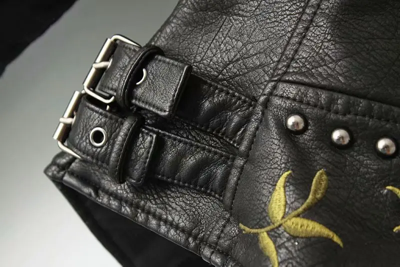 2026 New Women's High Street Floral Print Embroidery Faux Leather Jackets Female Moto & Biker Rivet Black Punk Outerwear Coats