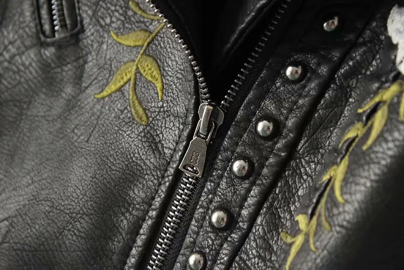2026 New Women's High Street Floral Print Embroidery Faux Leather Jackets Female Moto & Biker Rivet Black Punk Outerwear Coats