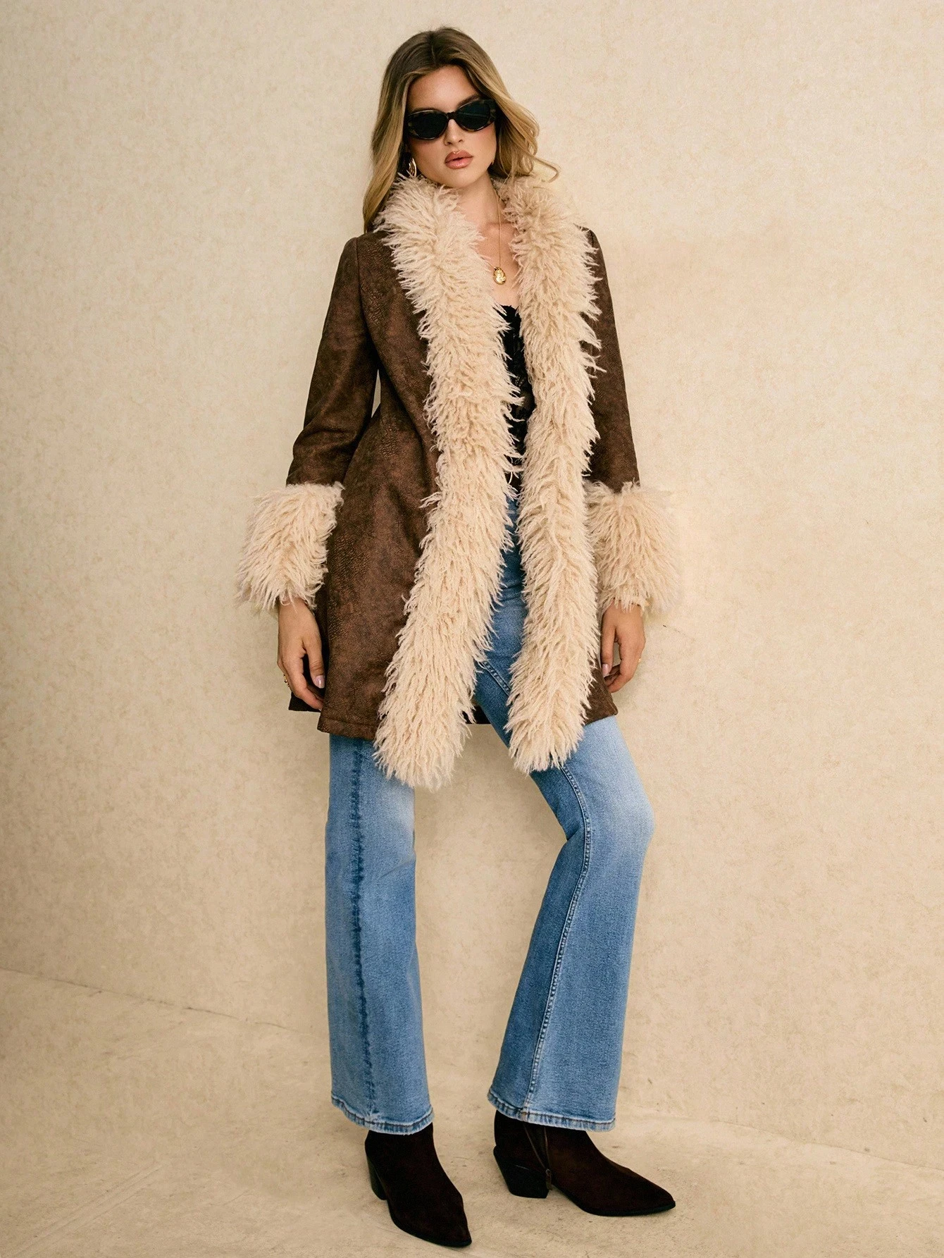 Women Winter Faux Suede Coat Long Fluffy Faux Fur Trim Boho 70s Vintage 2026 New Western Streetwear Outerwear