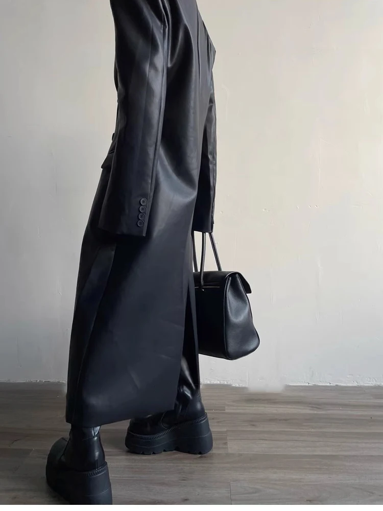 Mauroicardi Autumn Long Black Fitted Soft Pu Leather Trench Coat for Women Shoulder Pads Double Breasted Luxury European Clothes