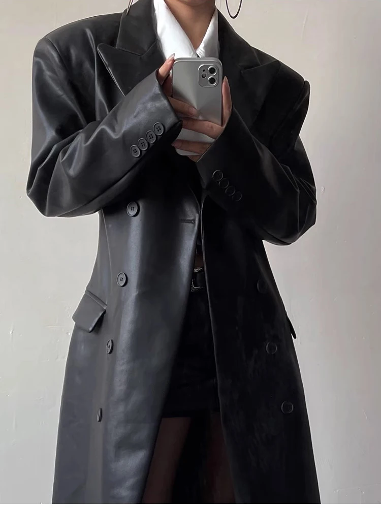 Mauroicardi Autumn Long Black Fitted Soft Pu Leather Trench Coat for Women Shoulder Pads Double Breasted Luxury European Clothes