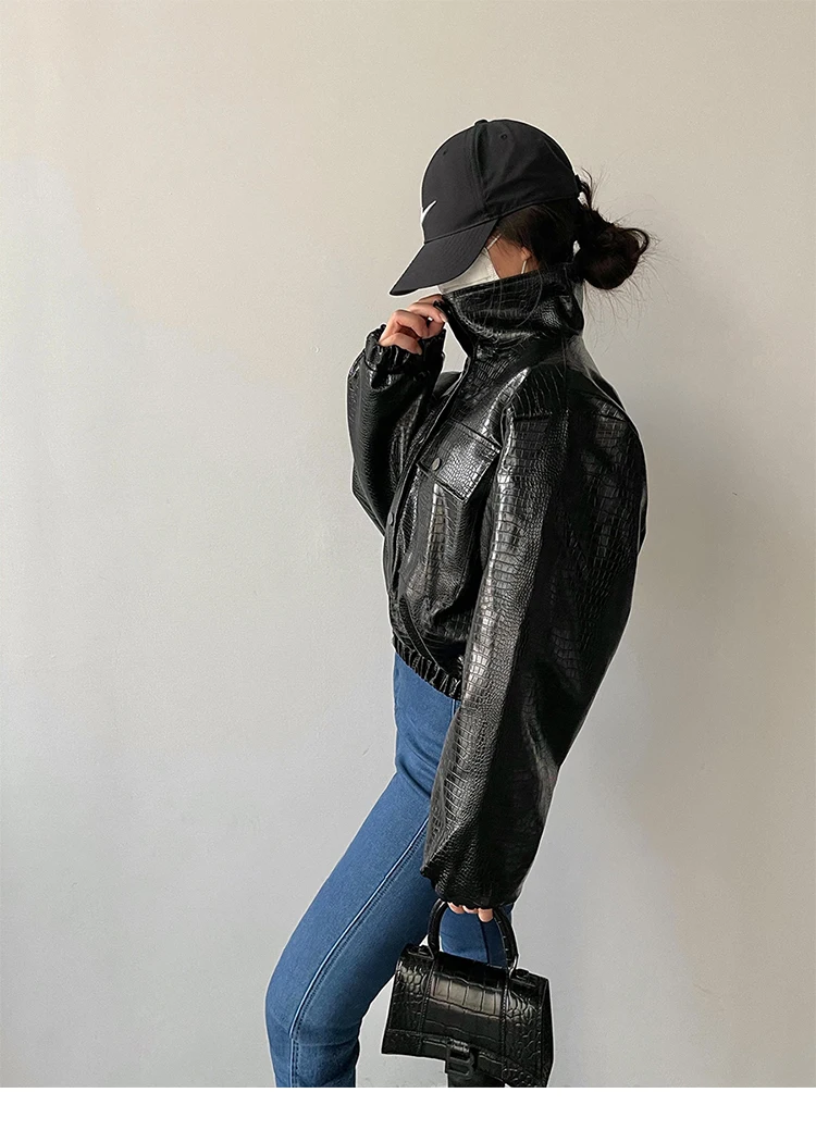 Lautaro-Crocodile Print Faux Leather Jacket for Women, Short, Cool, Oversized, European Fashion Streetwear, Button Up, Spring