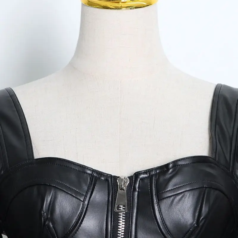 Lautaro Y2k Black Faux Leather Crop Top Women Square Neck Long Sleeve Zipper Cropped Jacket 2021 Sexy Backless Fashion 5xl 6xl