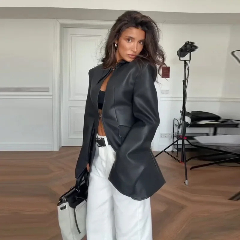 Fashion Women Autumn Jacket Stand Collar Long Sleeve Single Breasted Hollow Out Pockets Female Coat Chic Lady Streetwera 2026