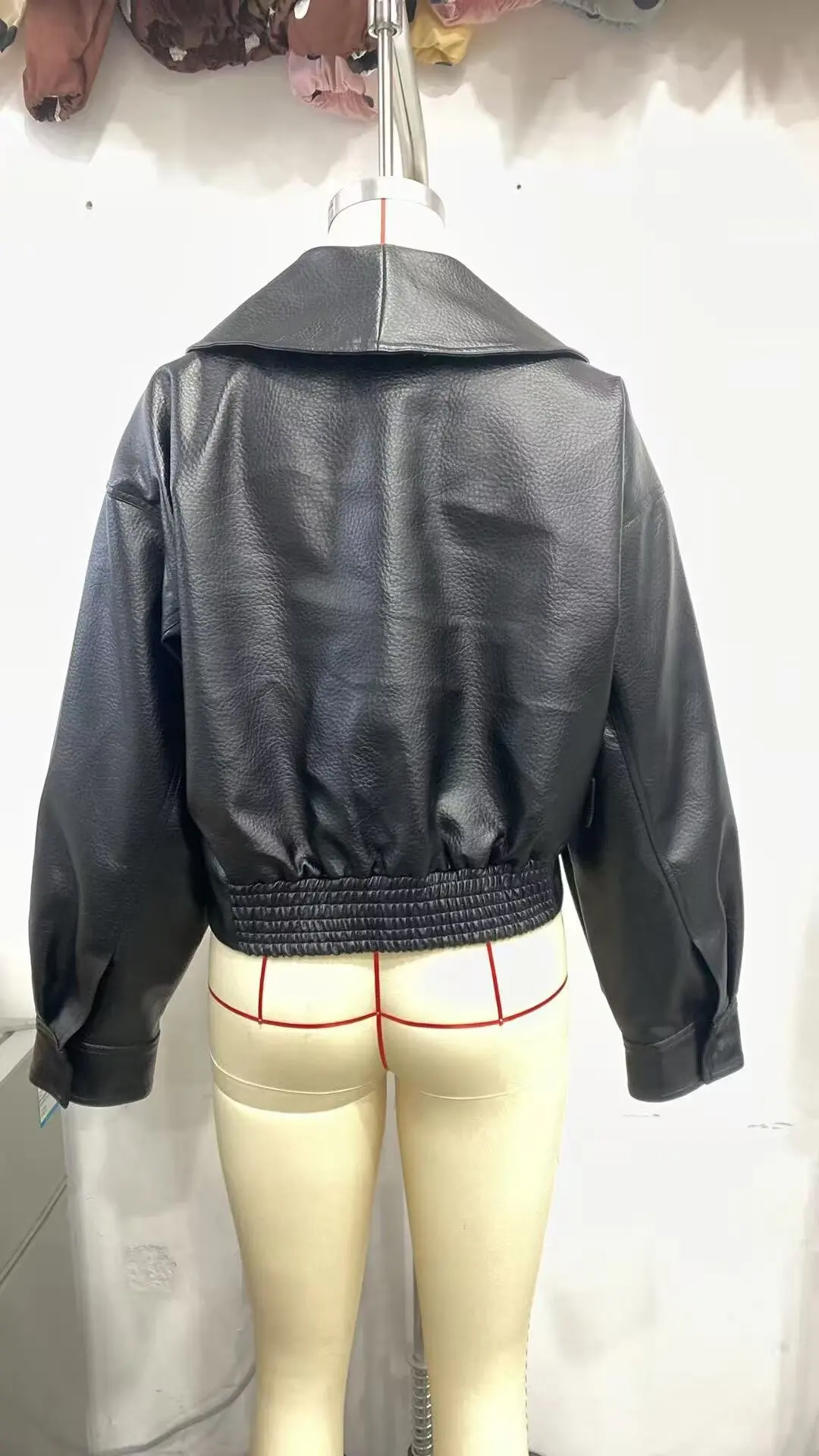 HH Women Vintage Faux Leather Jacket Front Side Buckle Belt Design Long Sleeve Lapel Short Coat Autumn Fashion Street Outerwear