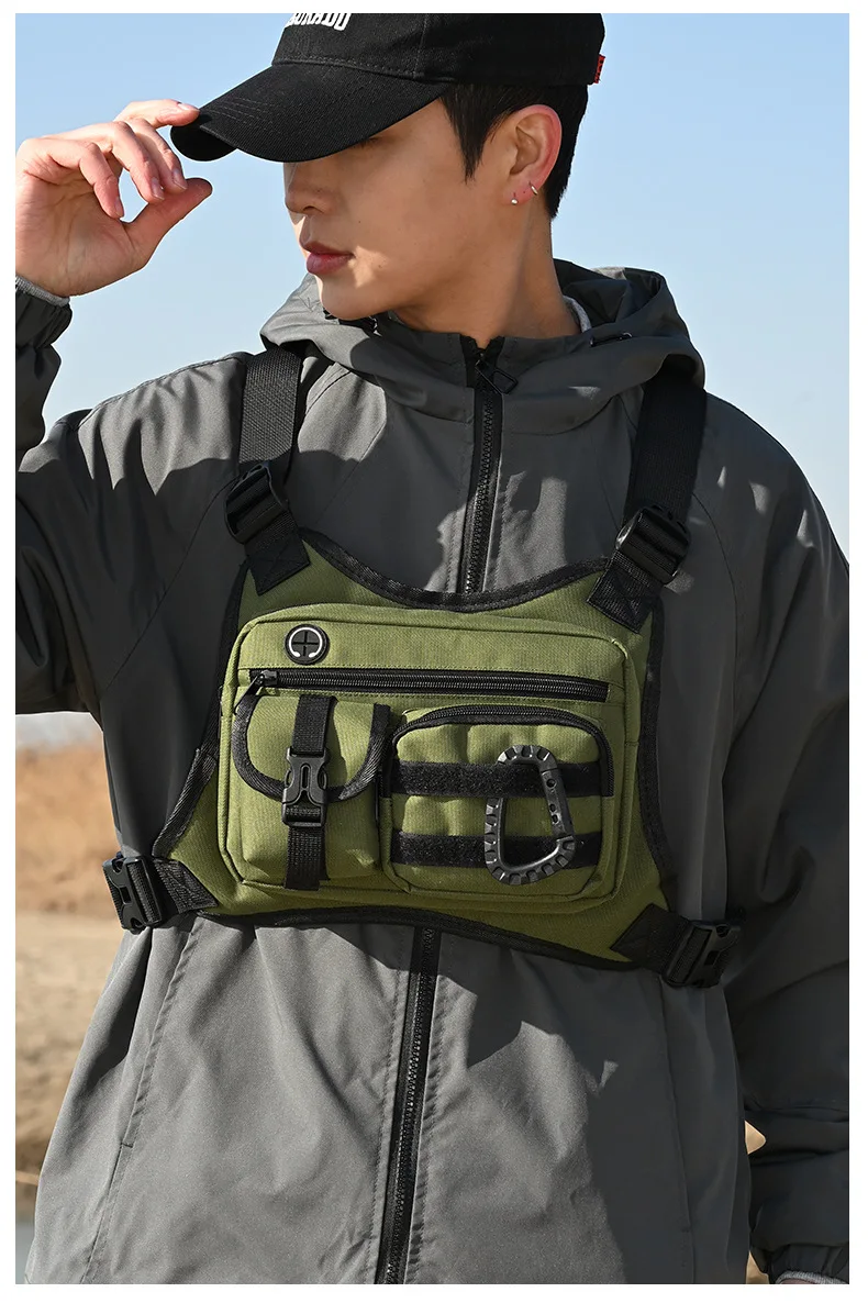 Outdoor Chest Bag for Travel Cycling Running Sports Chest Pack Multi-Pocket Tactical Chest Bag for Outdoor Activities