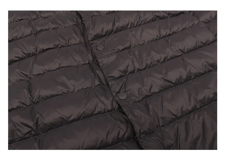 Men's Down Jacket Ultra Light 90% White Duck Down Jacket Men Warm Liner Windproof Round Neck Lightweight Button Mid-layer Jacket