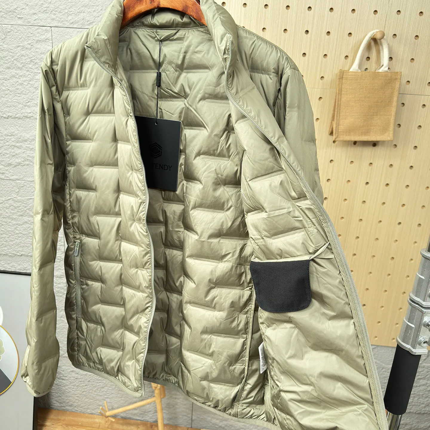 Men 90% Duck Down Jacket Fully Seam Sealed Stand Collar Winter Warm Puffer Coat Quilted Down Proof Autumn Thermal Outerwear