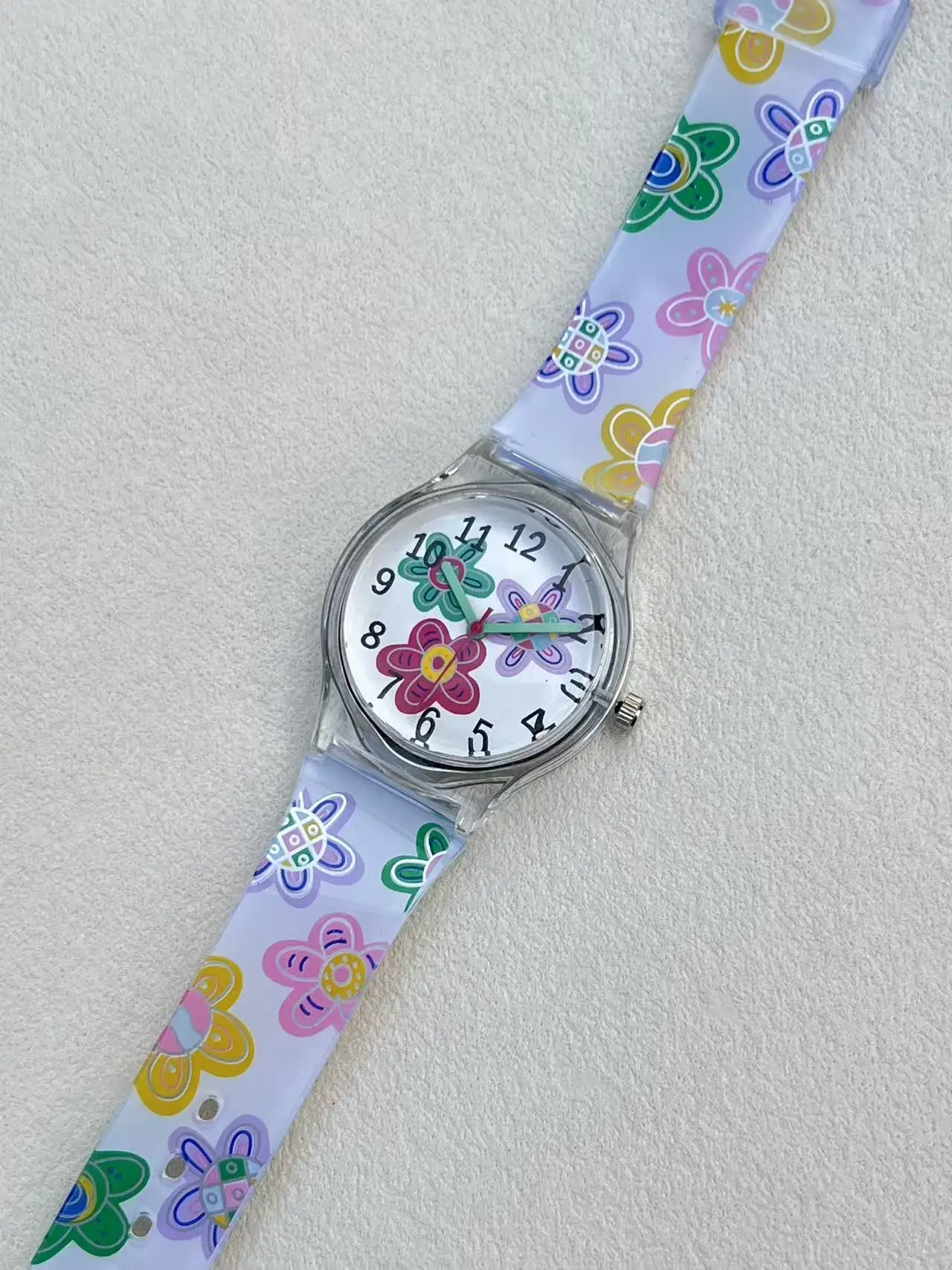 High Quality New Fashion Children Students Quartz Watches Kids Soft Waterproof Sports Heart Butterfly Wristwatches Xmas