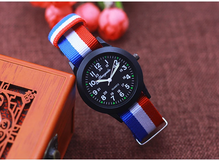 Fashion Women Man Canvas Color Stripes Strap Watches Children 24 Hours Quartz Luminous Pointer Students Cool Waterproof Watches
