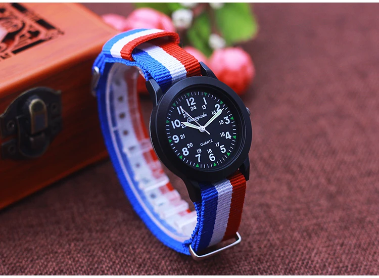 Fashion Women Man Canvas Color Stripes Strap Watches Children 24 Hours Quartz Luminous Pointer Students Cool Waterproof Watches