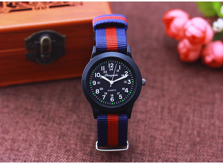 Fashion Women Man Canvas Color Stripes Strap Watches Children 24 Hours Quartz Luminous Pointer Students Cool Waterproof Watches