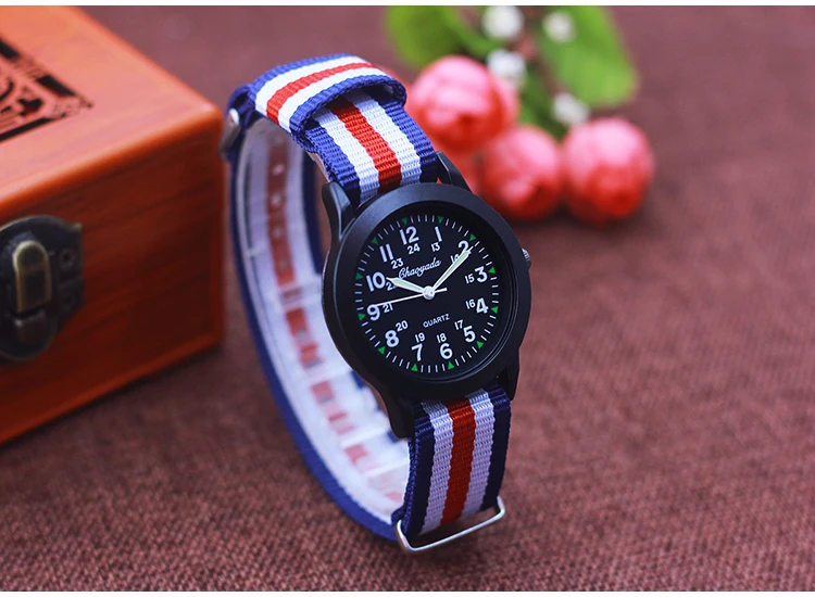 Fashion Women Man Canvas Color Stripes Strap Watches Children 24 Hours Quartz Luminous Pointer Students Cool Waterproof Watches