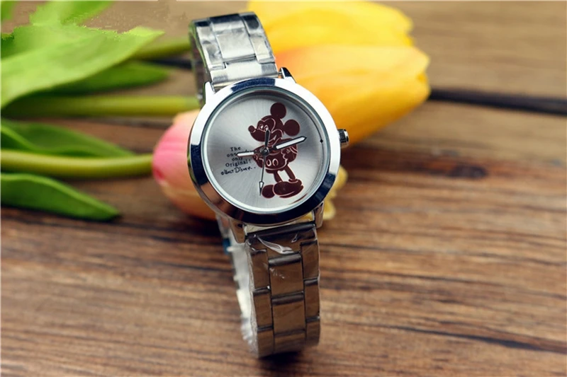 2024 Anime figure Steel Mickey Mouse Minnie Kids Student Cartoon Watch Aolly Steel Quartz Watches Clock for Boys Girls Gift