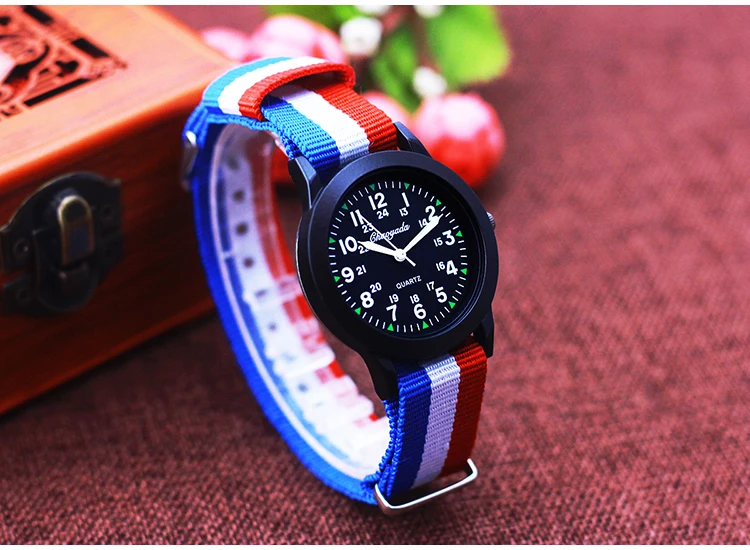 2026 New Fashion Sports Contrast Stripes Quartz Watches For Children Boys Girls Students Woman Man Cool Waterproof Birthday Gift