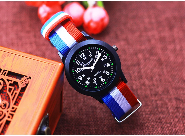 2026 New Fashion Sports Contrast Stripes Quartz Watches For Children Boys Girls Students Woman Man Cool Waterproof Birthday Gift