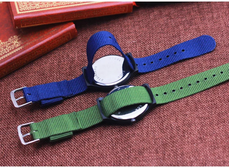 2026 CYD New Famous Brand Men Children Boys Girls Fashion Cool Quartz Saber Watches Students Kids Canvas Electronic Wristwatches