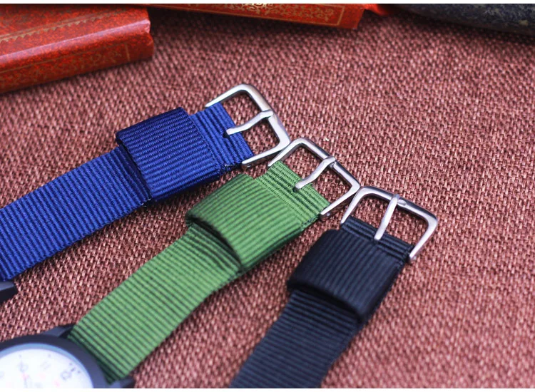 2026 CYD New Famous Brand Men Children Boys Girls Fashion Cool Quartz Saber Watches Students Kids Canvas Electronic Wristwatches