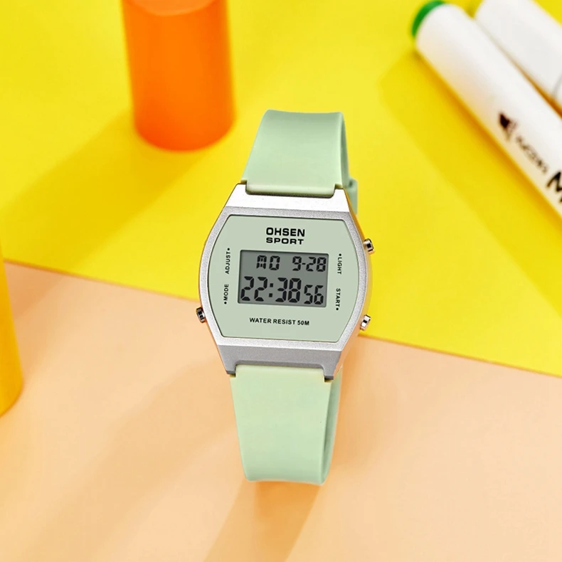 Original OHSEN Digital Quartz Children Boys Sport Watches 30M Waterproof Black Rubber Band Fashion LED Swimming Wristwatch Gift