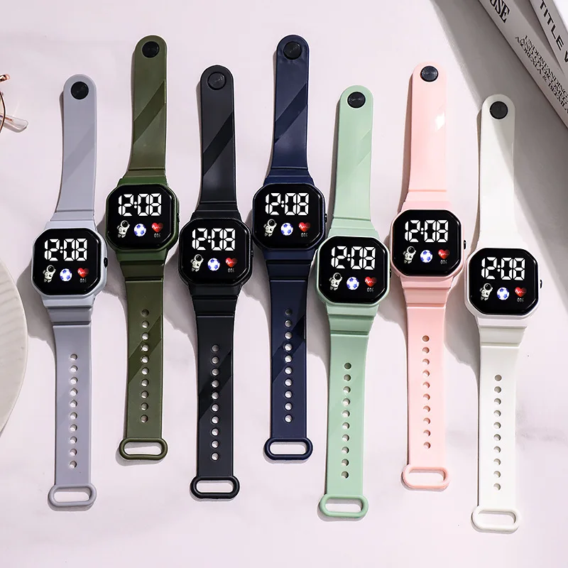 2Pcs/set Kids Watch Students Sports LED Digital Watches Spaceman Silicone Strap Electronic Wristwatch for Children Boys Girls